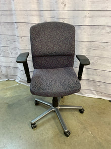  Desk Chair