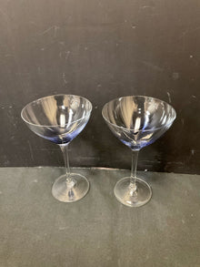  Stemware