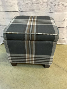  Stool
