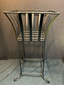  Plant Stand