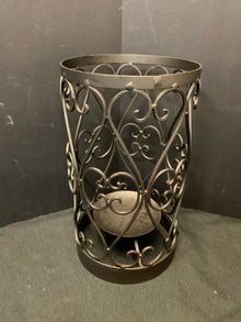  Candleholder