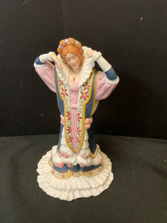 Lenox Statue/Figurine/Bust