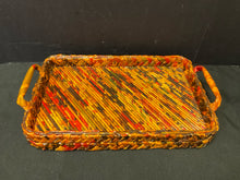  Tray