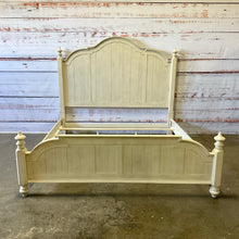  Briarwood Living Complete Bed--King