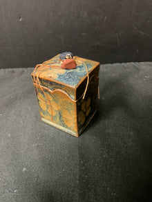  Box