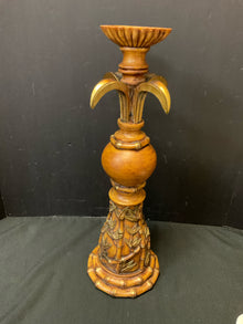  Candleholder