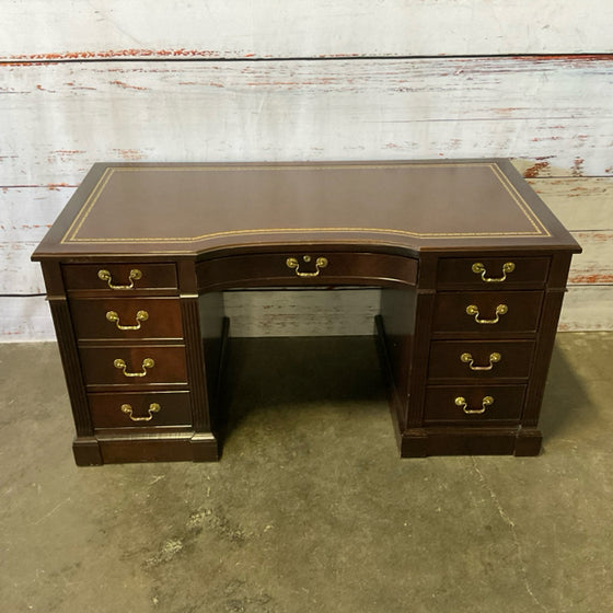Hekman Desk