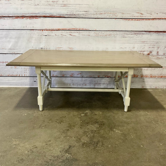 Bassett Dining Table (no chairs)