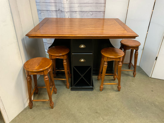 Dining Table w/ Seating