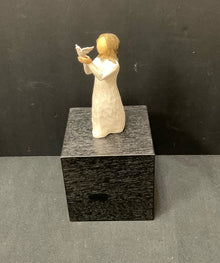  Willow Tree Statue/Figurine/Bust