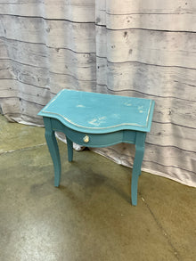  Accent Table