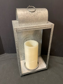  Lantern