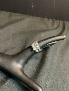  Ring(s)