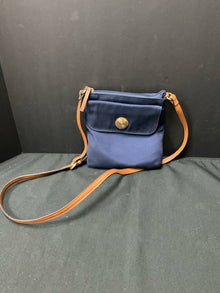  Tommy Hilfiger Purse