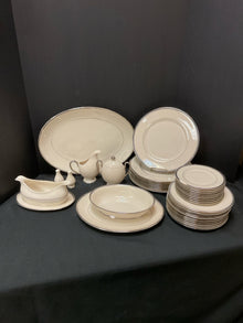  Franciscan Fine China