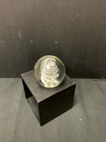  Paperweight