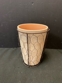  Planter/Pot