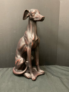  Statue/Figurine/Bust