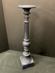  Candleholder