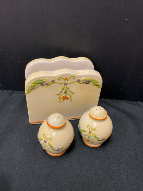 Salt & Pepper Set
