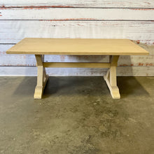  Dining Table (no chairs)