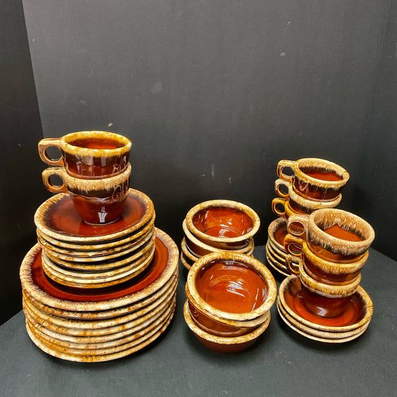 Hull Tableware