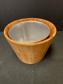  Smith & Hawken Planter/Pot