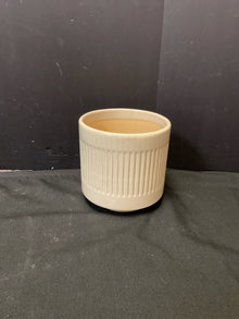  Planter/Pot