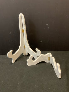  Tabletop Easel