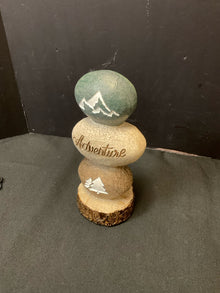  Statue/Figurine/Bust