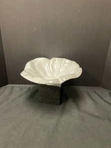  Art Glass