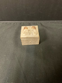  Willow Tree Box