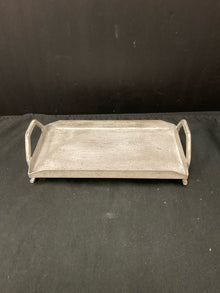  Tray