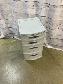  Sterilite Chest of Drawers