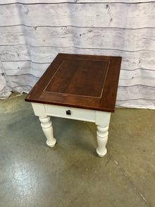  Broyhill End Table