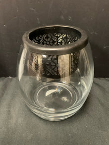  Candleholder