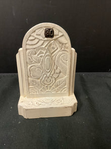  Jewelry Stand