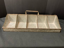  Tray