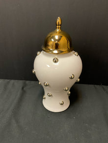  Urn