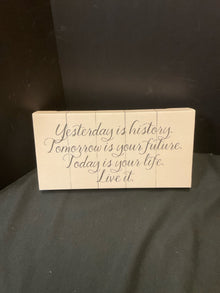  Sign/Plaque