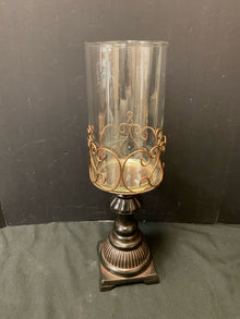  Candleholder