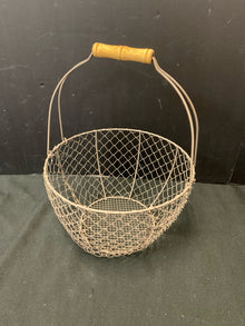  Basket