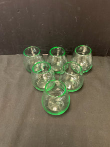  Drinkware
