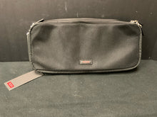  Tumi Luggage