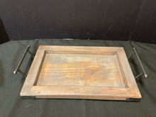 Tray