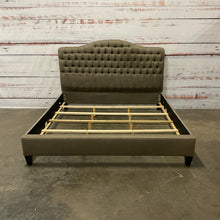  Complete Bed--King