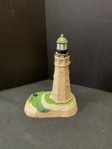  Statue/Figurine/Bust
