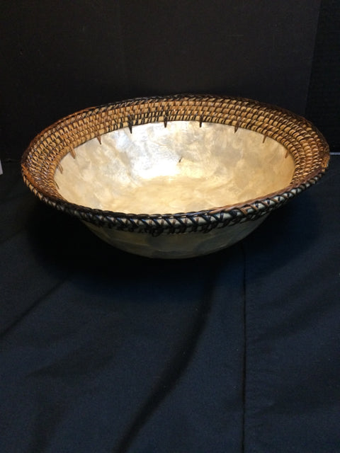 Decorative Plate/Bowl