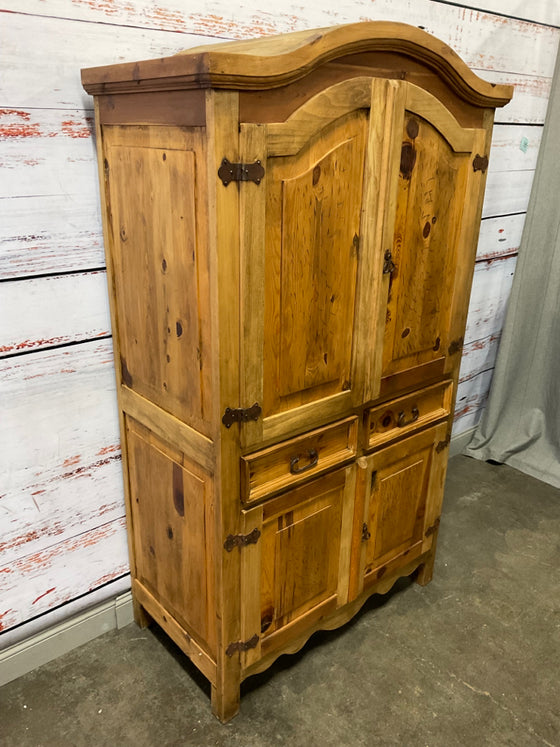 Accent Cabinet/Chest