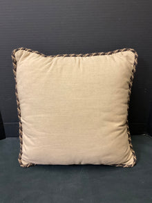  Tropitone Pillow